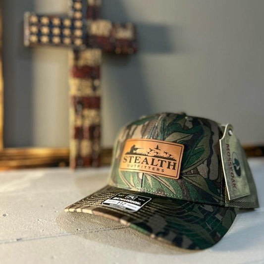 Stealth Outfitters R112 Real Tree/Green Leaf Camo
